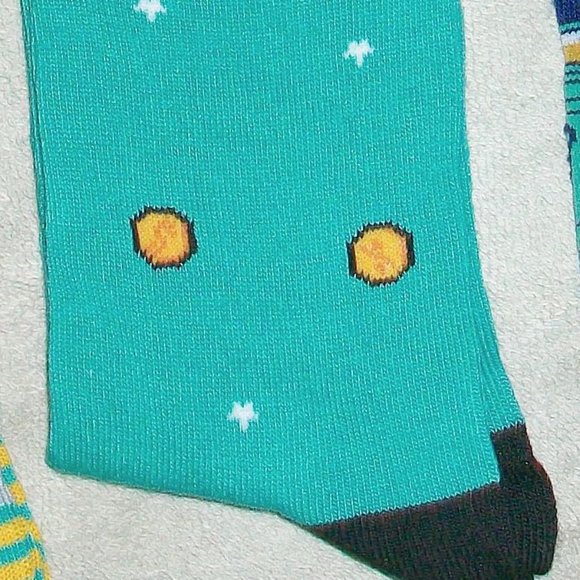 St. Paddys Day Make It Rain Pot Of Gold Coin Irish Theme Novelty Socks - Picture 4 of 4
